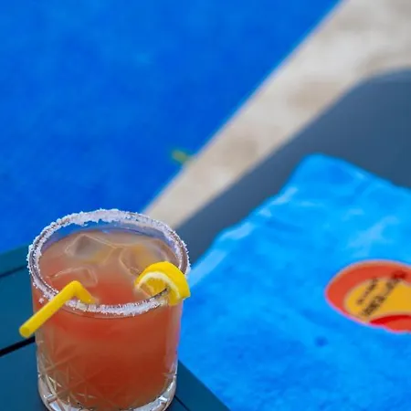 Bombien Yalikavak Adult Only מלון